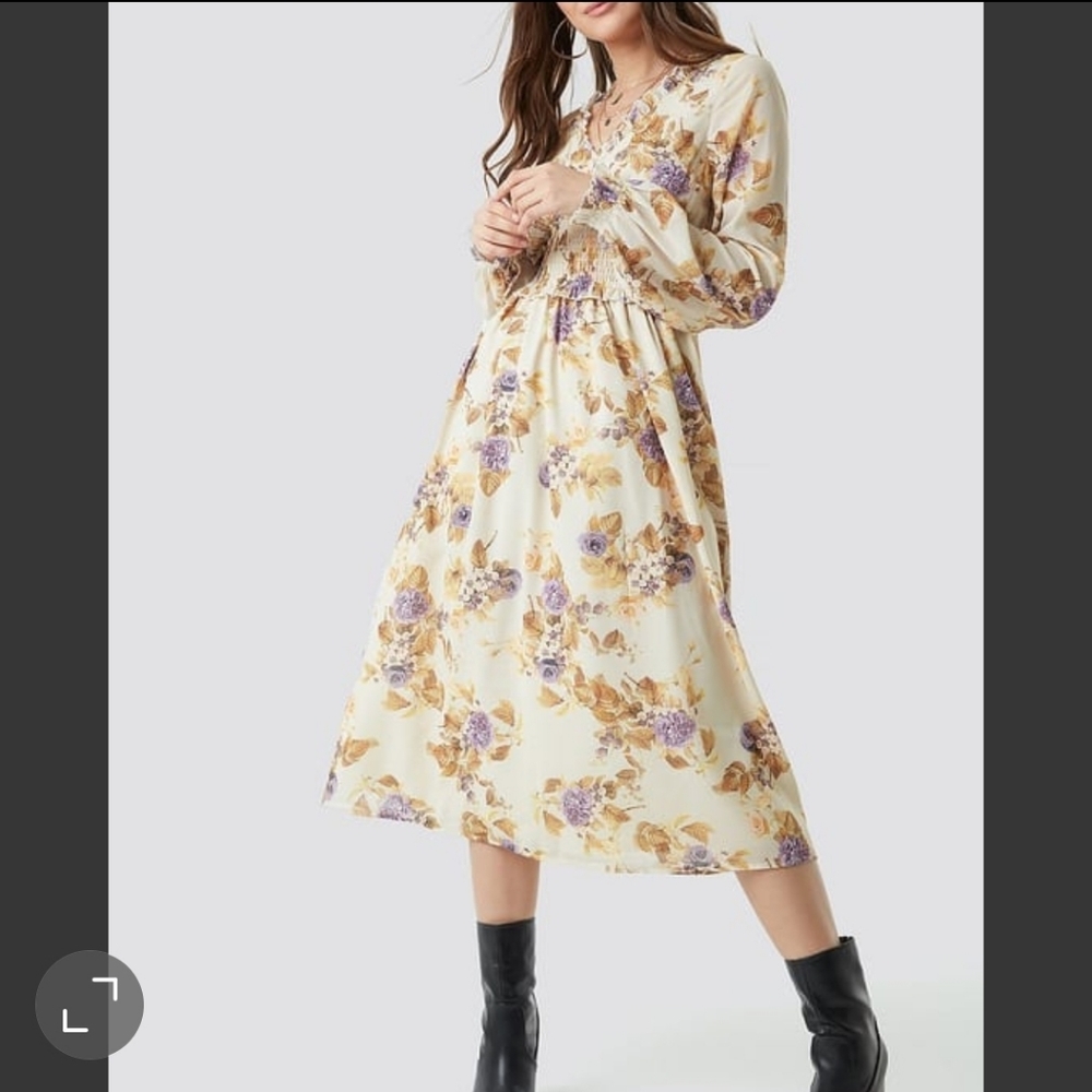 Na-kd Fashion Smock Detail V-Neck Midi Dress - EU 36